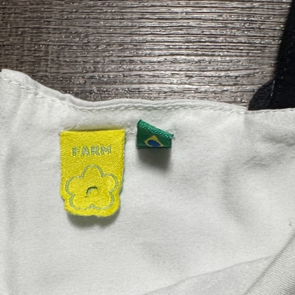 FARM Rio Black and White Off-Shoulder Top - Picture 5 of 9